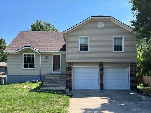 14833 S Brougham Dr, Olathe, KS, 66062-4792 | Card Image