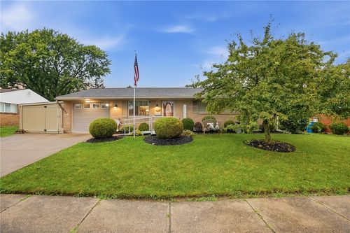 7301 Stonehurst Drive, Dayton, OH, 45424 | Card Image