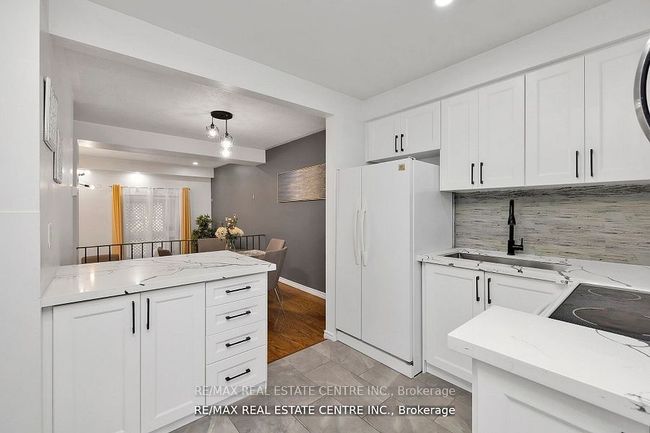 54 Archdekin Dr, House attached with 4 bedrooms, 3 bathrooms and 3 parking in Brampton ON | Image 9