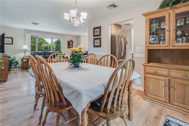 9 Pleasant Ln, House other with 3 bedrooms, 3 bathrooms and 2 parking in Poughkeepsie NY | Image 6