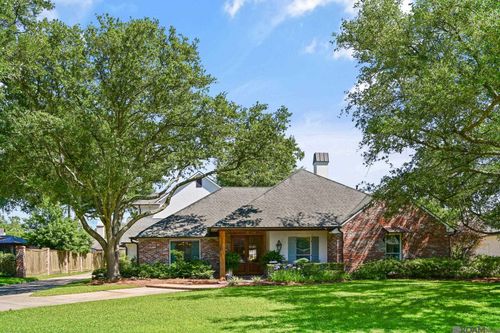 18026 Prestwick Ave, Baton Rouge, LA, 70810-7917 | Card Image