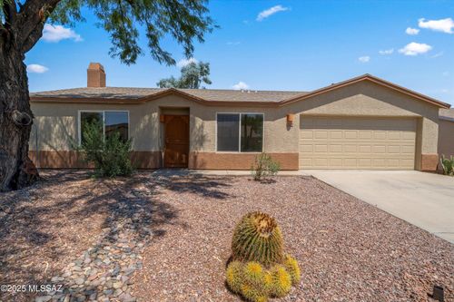7734 W Rising Moon Way, Tucson, AZ, 85743-5413 | Card Image