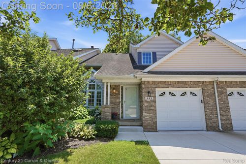 443 Natures Cove Ct, Wixom, MI, 48393-4575 | Card Image