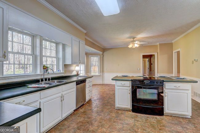 2444 Marion Ivie Rd, House other with 4 bedrooms, 4 bathrooms and null parking in Good Hope GA | Image 17