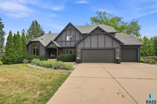 4700 S Blaine Ave Avenue, Sioux Falls, SD, 57103 | Card Image