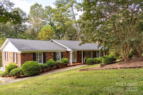 2874 Brookridge Dr, Valdese, NC, 28690-9687 | Card Image