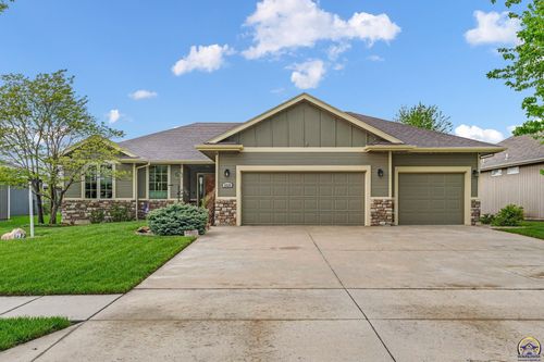 3326 Sw 44th Ter, Topeka, KS, 66610-1335 | Card Image