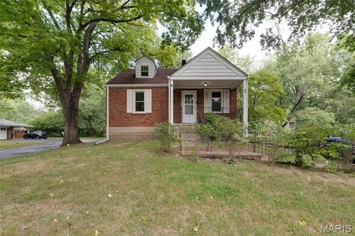 117 Olympia Dr, Ferguson, MO, 63135-1510 | Card Image
