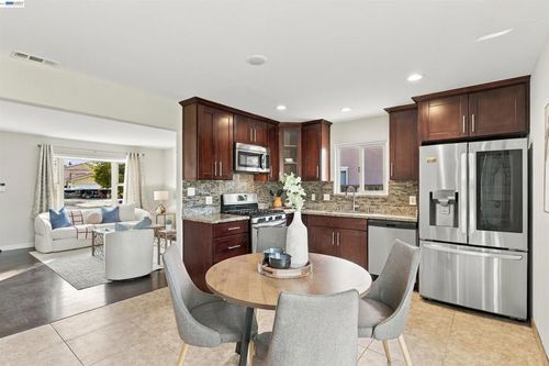 36054 Rosewood Dr, Newark, CA, 94560-1837 | Card Image