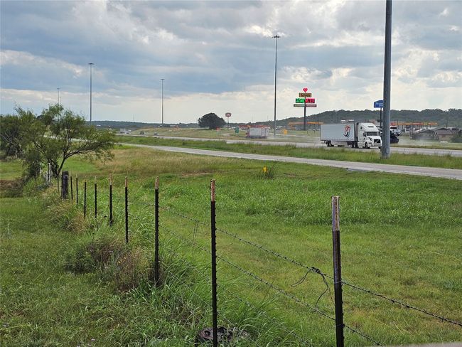 View of yard | Image 4