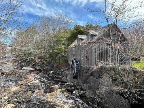 1582 Highway 103, Sable River, NS, B0T1E0 | Card Image