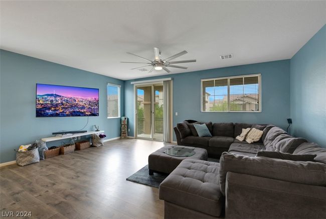 Main Living Room | Image 5