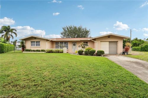 1037 Ione Dr, FORT MYERS, FL, 33919-2629 | Card Image