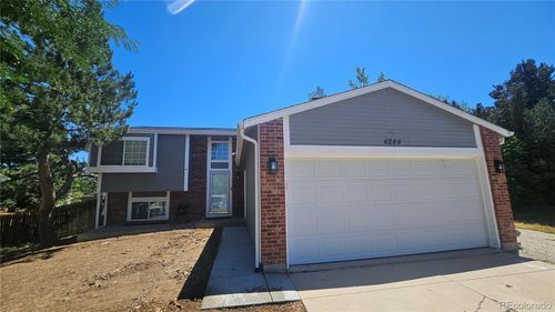 4244 Bahama St, Aurora, CO, 80013-3836 | Card Image