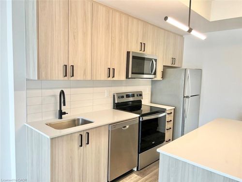 p26-25 Palace Street, Kitchener, ON, N2E0L2 | Card Image