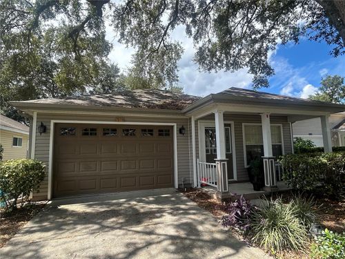 25119 Cranes Roost Cir, LEESBURG, FL, 34748-7470 | Card Image