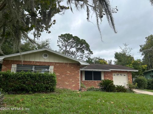 105 Mimosa Dr, Palatka, FL, 32177-6422 | Card Image