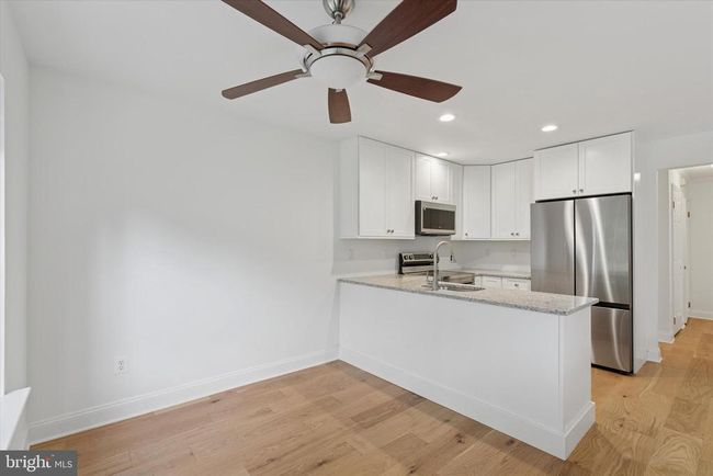 235 Copper Beech Dr, Townhouse with 3 bedrooms, 3 bathrooms and null parking in BLUE BELL PA | Image 9