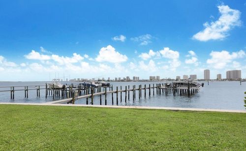 6-370 Wilma Cir, Riviera Beach, FL, 33404-4646 | Card Image