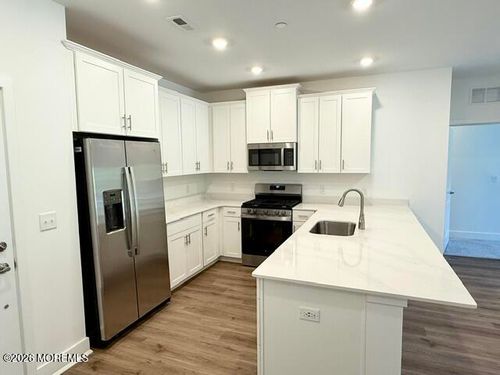 2904-29104 Radford Court, Monroe, NJ, 08831 | Card Image