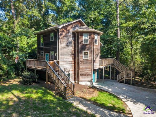 111 Chadwick Rd, Warner Robins, GA, 31088-6401 | Card Image