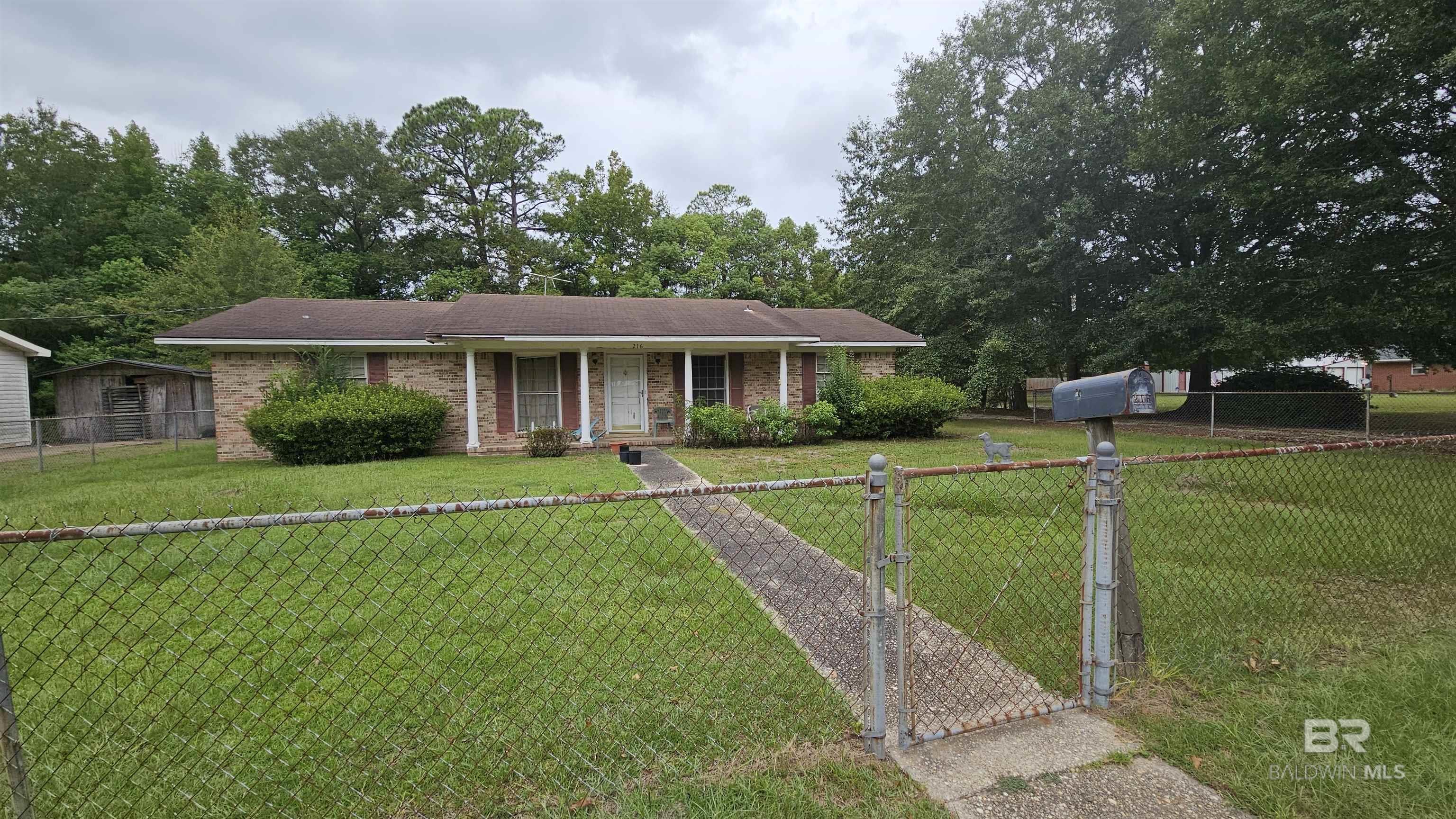 6th Ave, Atmore, AL 36502