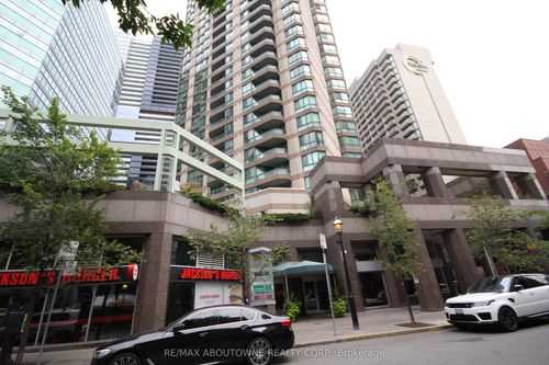 1800-38 Elm St, Toronto, ON, M5G2K5 | Card Image