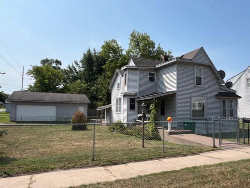 200 1st Ave Se, Pine City, MN, 55063-1514 | Card Image