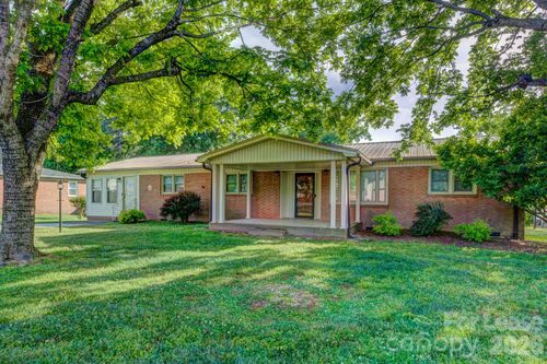 1409 Delview Rd, Cherryville, NC, 28021-9612 | Card Image