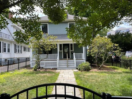 28 Eliot St, Chestnut Hill, MA, 02467-1408 | Card Image