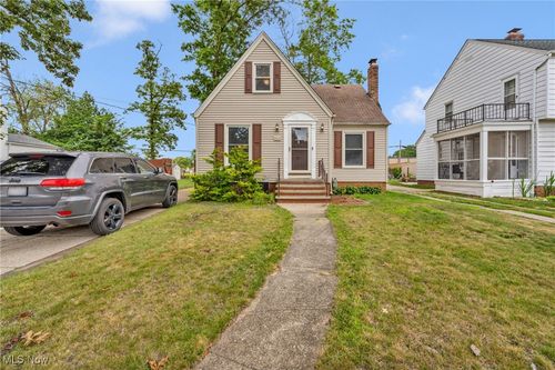4919 Albertly Ave, Parma, OH, 44134-3325 | Card Image