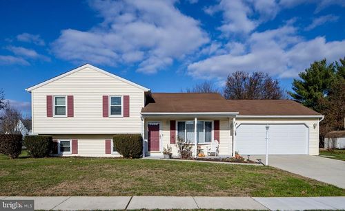 56 Honeysuckle Dr, MECHANICSBURG, PA, 17050-3167 | Card Image