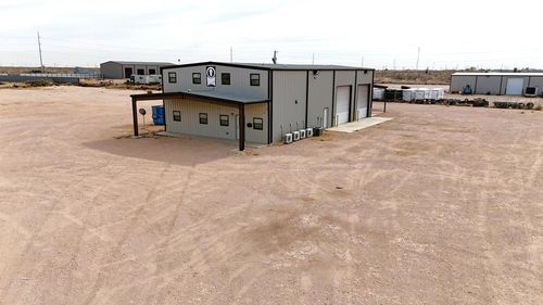 5900 N County Road 1142, Midland, TX, 79705-2467 | Card Image