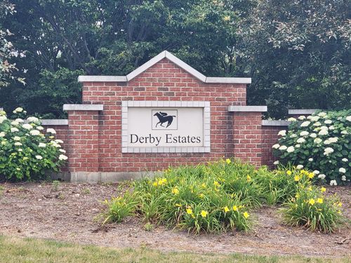 1009 Secretariat Dr, GENOA, IL, 60135-8017 | Card Image