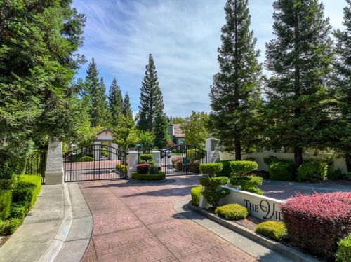 9820 Villa Francisco Ln, Granite Bay, CA, 95746-6483 | Card Image