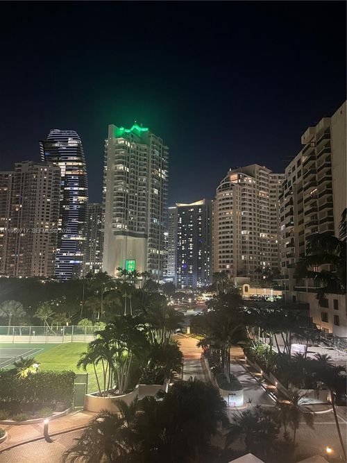 apt-a610-520 Brickell Key Dr, Miami, FL, 33131-2413 | Card Image