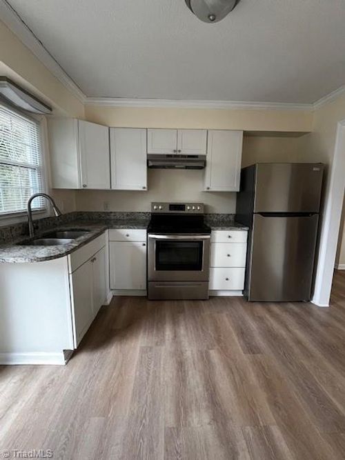 435 Ross St, Asheboro, NC, 27203-4454 | Card Image