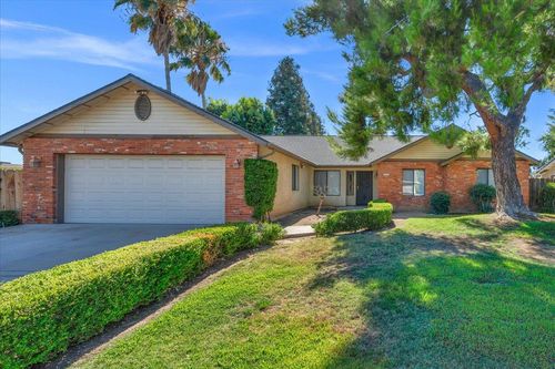 5413 N Wilson Ave, Fresno, CA, 93704-1953 | Card Image