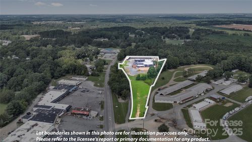 694 N Main St, Troutman, NC, 28166-8529 | Card Image