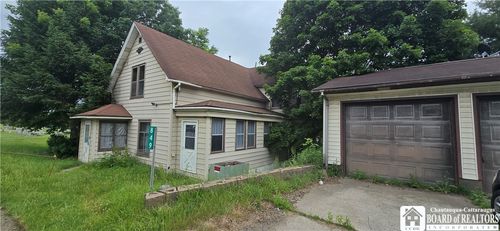 849 South Ave, Bradford, PA, 16701-3852 | Card Image