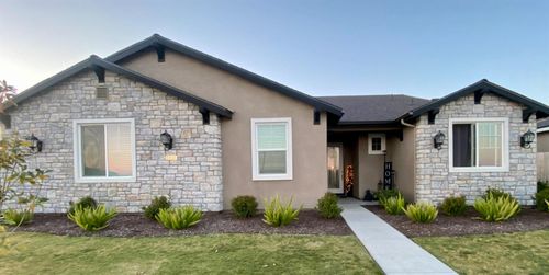 2351 Avenue 396, Kingsburg, CA, 93631-9152 | Card Image