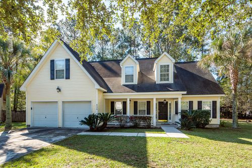 8340 Berringer Blf, North Charleston, SC, 29418-2617 | Card Image