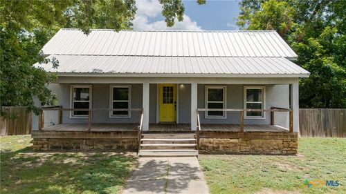 607 S Main St, Lampasas, TX, 76550-3238 | Card Image