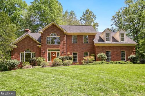 5722 Greenview Ln, WARRENTON, VA, 20187-9313 | Card Image