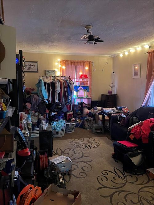 413 N Marshall Dr, Midwest City, OK, 73110-5729 | Card Image