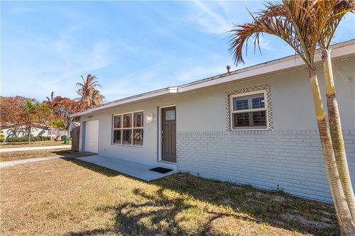 250 Harbour Dr E, Indian Harbour Beach, FL, 32937-4217 | Card Image