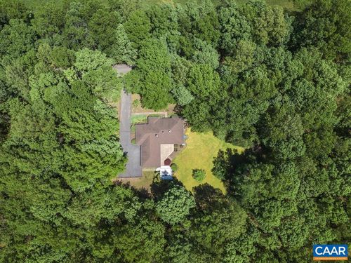 18220 Gregory Dr, GORDONSVILLE, VA, 22942-8959 | Card Image