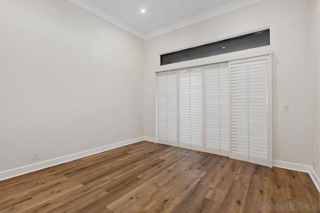 Living Room | Image 6