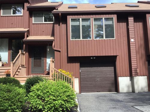 2-2 Braemar Ct, New City, NY, 10956-3042 | Card Image