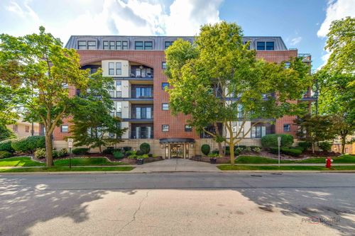 4c-n-110 Evergreen Ave, Arlington Heights, IL, 60005-1950 | Card Image